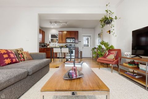 Tiny photo for 2200 W Winona Avenue #2, Chicago, IL 60625 (MLS # 12582050)