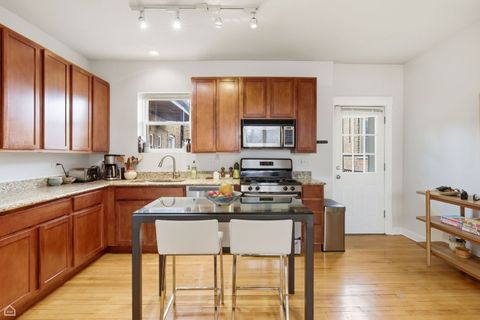 Tiny photo for 2200 W Winona Avenue #2, Chicago, IL 60625 (MLS # 12582050)