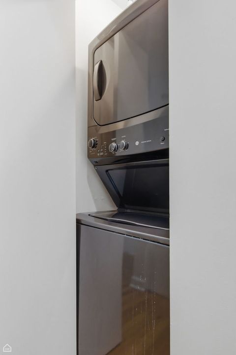 Tiny photo for 2200 W Winona Avenue #2, Chicago, IL 60625 (MLS # 12582050)