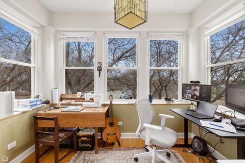 Tiny photo for 2200 W Winona Avenue #2, Chicago, IL 60625 (MLS # 12582050)