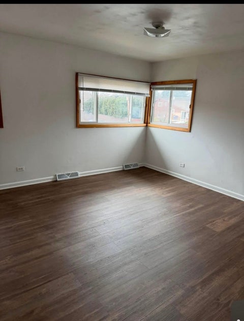 Tiny photo for 160 E Northwest Highway #I, Des Plaines, IL 60016 (MLS # 12708475)
