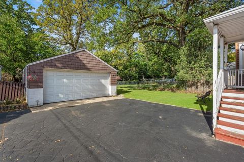 Tiny photo for 18 Gale Avenue, River Forest, IL 60305 (MLS # 12505557)
