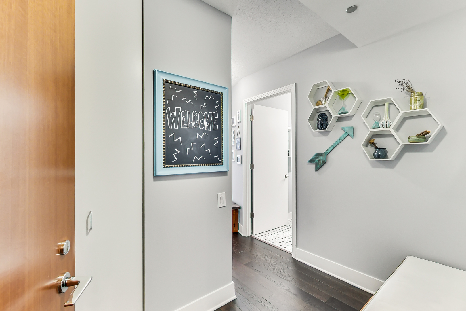 400 N LaSalle Drive 4012