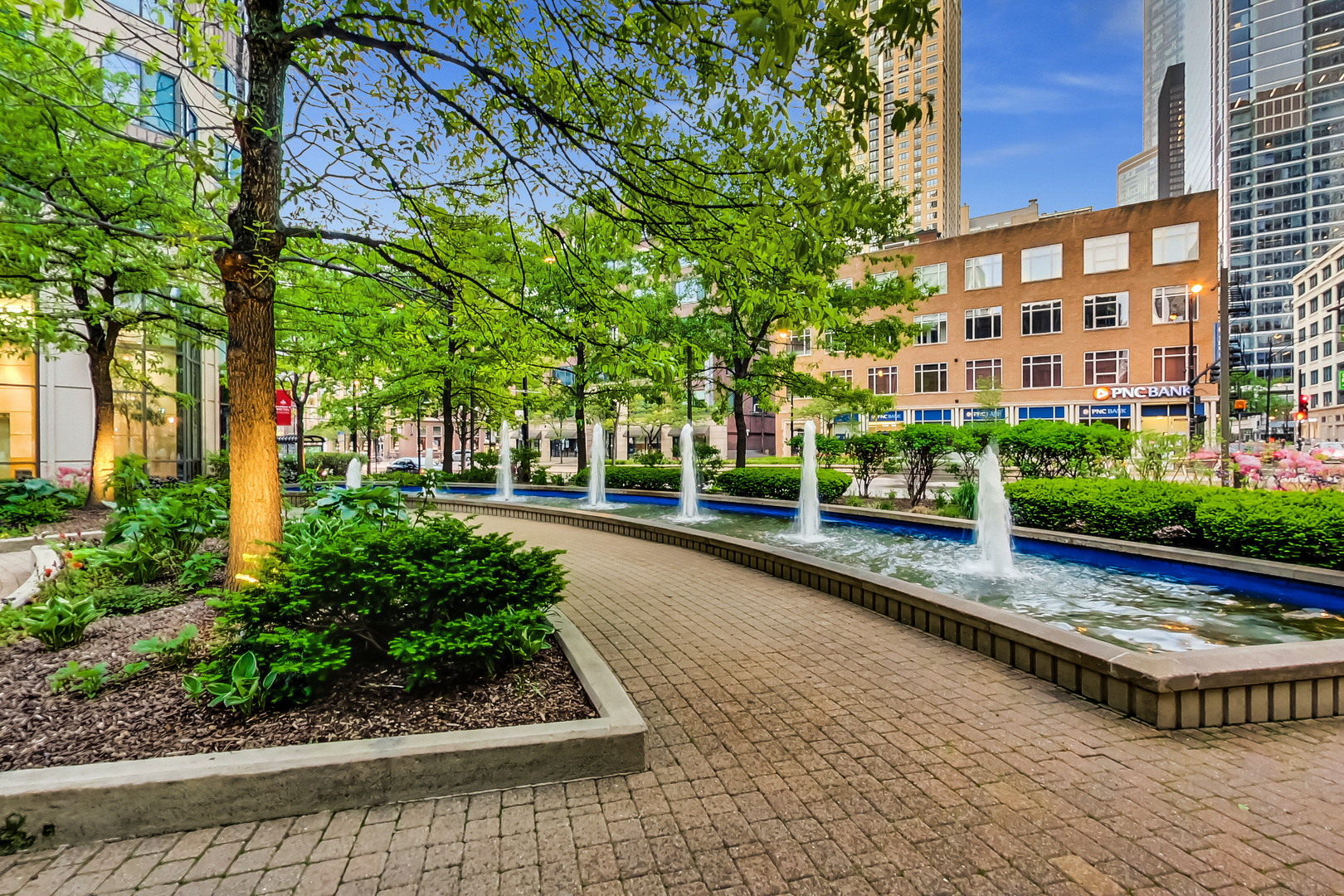 400 N LaSalle Drive 4012