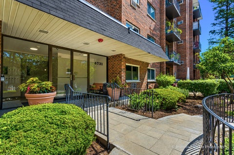 Photo of 4731 Saint Joseph Creek Road #3G, Lisle, IL 60532 (MLS # 12746207)