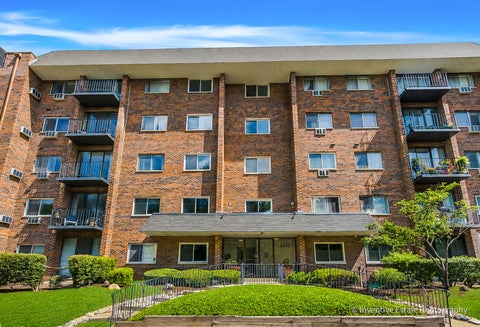 Tiny photo for 4731 Saint Joseph Creek Road #3G, Lisle, IL 60532 (MLS # 12746207)