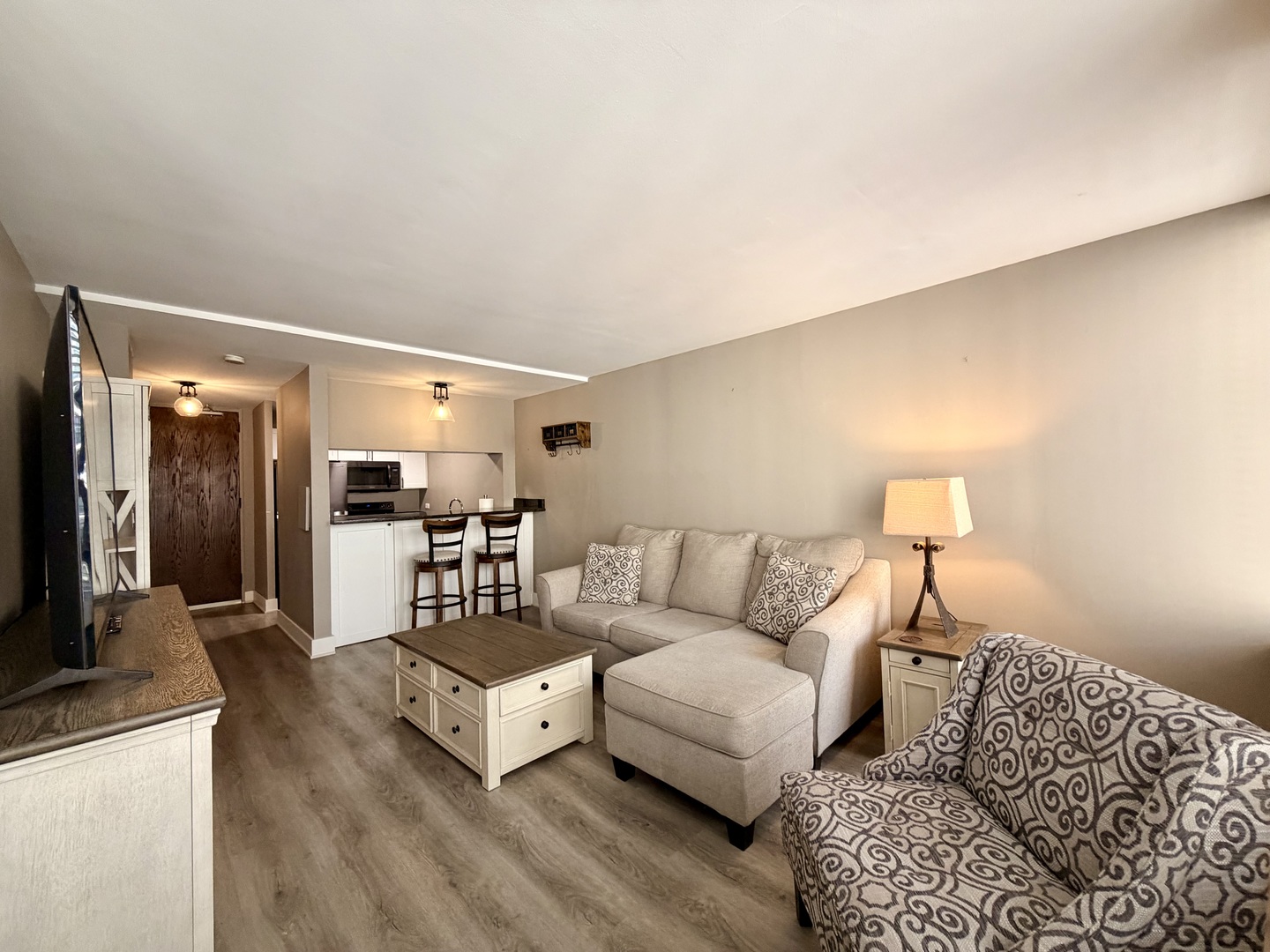 233 E Erie Street 2103