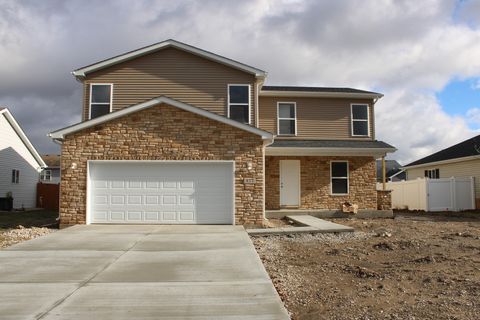 Photo of 837 Blackhawk Drive, Braidwood, IL 60408 (MLS # 12544855)