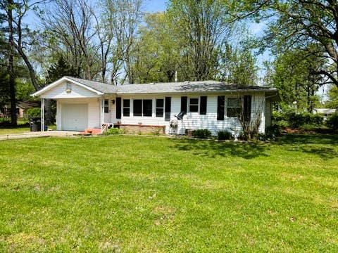 Tiny photo for 1518 E Grand Avenue, Carbondale, IL 62901 (MLS # 12616099)