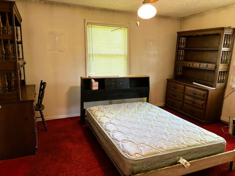 Tiny photo for 1518 E Grand Avenue, Carbondale, IL 62901 (MLS # 12616099)