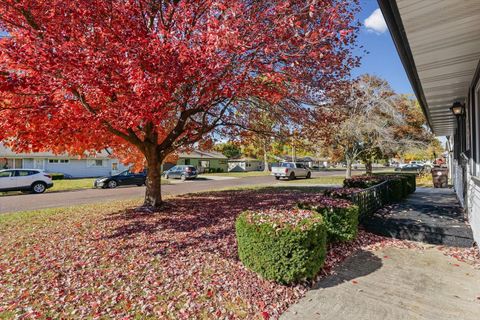 Tiny photo for 524 Gray Drive, Gibson City, IL 60936 (MLS # 12508126)