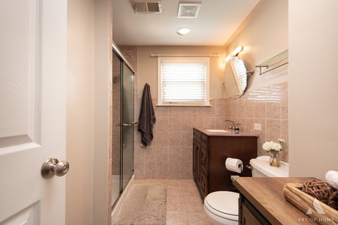 Tiny photo for 9510 Davis Street, Franklin Park, IL 60131 (MLS # 12754288)