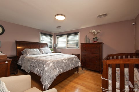 Tiny photo for 9510 Davis Street, Franklin Park, IL 60131 (MLS # 12754288)
