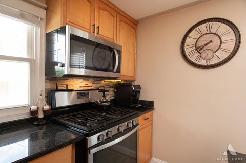 Tiny photo for 9510 Davis Street, Franklin Park, IL 60131 (MLS # 12754288)