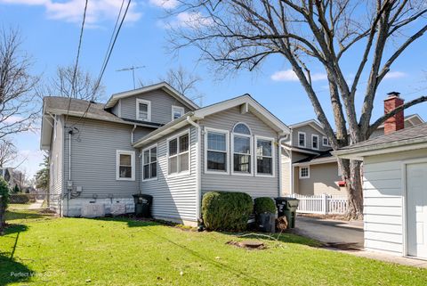 Tiny photo for 130 Belle Plaine Avenue, Park Ridge, IL 60068 (MLS # 12612232)