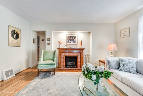 Tiny photo for 130 Belle Plaine Avenue, Park Ridge, IL 60068 (MLS # 12612232)