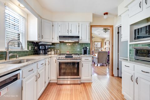 Tiny photo for 130 Belle Plaine Avenue, Park Ridge, IL 60068 (MLS # 12612232)