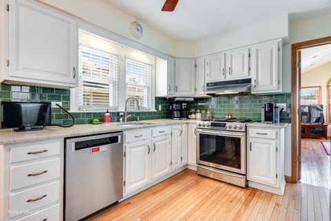 Tiny photo for 130 Belle Plaine Avenue, Park Ridge, IL 60068 (MLS # 12612232)