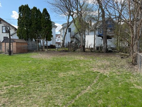 Tiny photo for 928 North Avenue, Rockford, IL 61103 (MLS # 12611916)