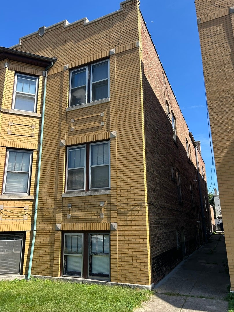 1931 Scoville Avenue