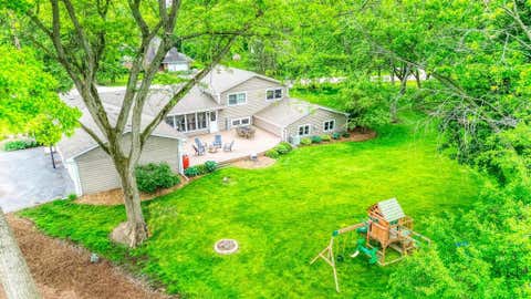 Tiny photo for 325 Canterbury Lane, Inverness, IL 60010 (MLS # 12665018)