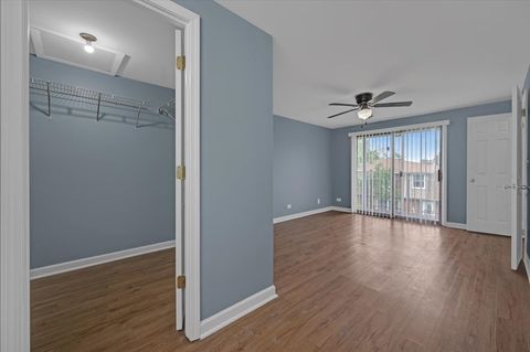 Tiny photo for 718 Newton Court, Schaumburg, IL 60193 (MLS # 12636692)
