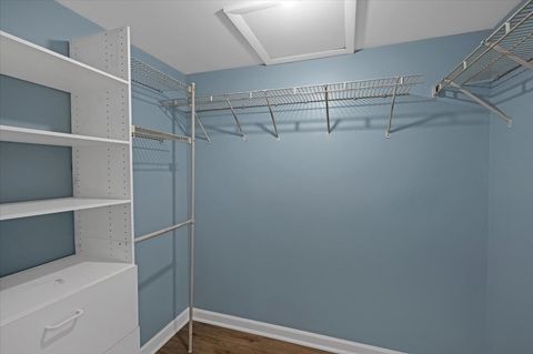 Tiny photo for 718 Newton Court, Schaumburg, IL 60193 (MLS # 12636692)