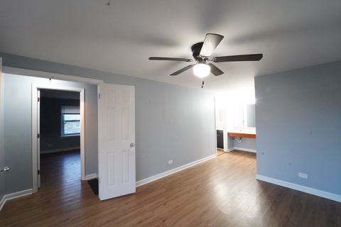 Tiny photo for 718 Newton Court, Schaumburg, IL 60193 (MLS # 12636692)
