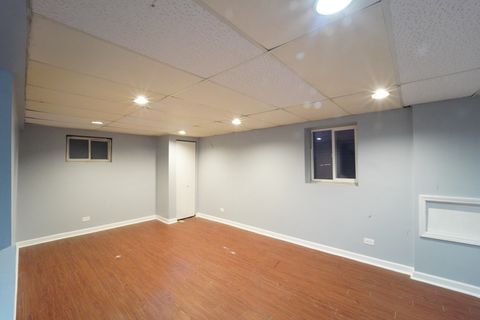 Tiny photo for 718 Newton Court, Schaumburg, IL 60193 (MLS # 12636692)