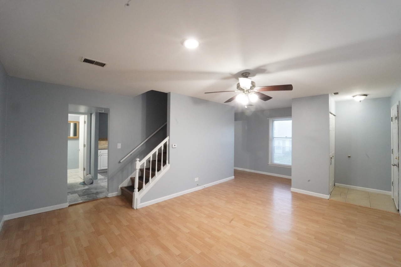 718 Newton Court