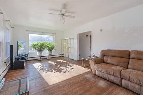 Tiny photo for 1732 W 106th Street, Chicago, IL 60643 (MLS # 12672902)