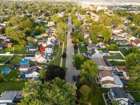 Tiny photo for 250 Village Drive, Northlake, IL 60164 (MLS # 12446273)