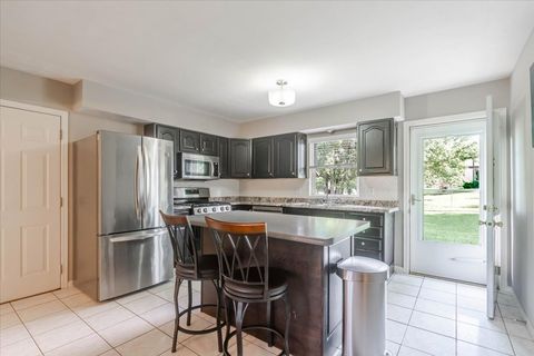 Tiny photo for 901 Ruston Avenue, Normal, IL 61761 (MLS # 12695075)