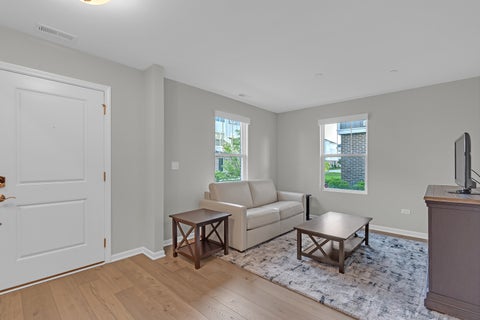 Tiny photo for 1546 Slade Way, Des Plaines, IL 60018 (MLS # 12706665)