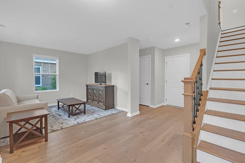 Tiny photo for 1546 Slade Way, Des Plaines, IL 60018 (MLS # 12706665)