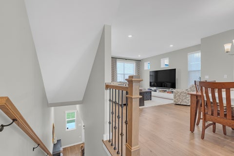 Tiny photo for 1546 Slade Way, Des Plaines, IL 60018 (MLS # 12706665)