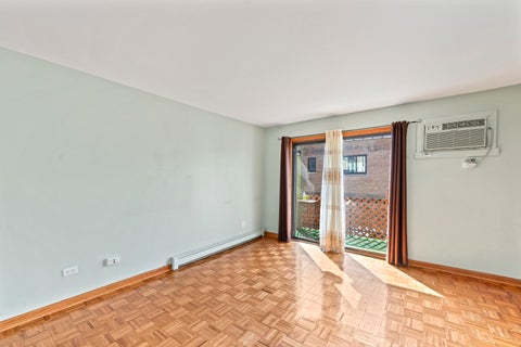 Tiny photo for 2016 N Harlem Avenue #7W, Elmwood Park, IL 60707 (MLS # 12750336)