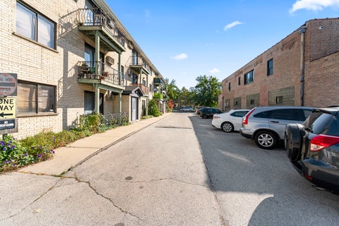 Tiny photo for 2016 N Harlem Avenue #7W, Elmwood Park, IL 60707 (MLS # 12750336)