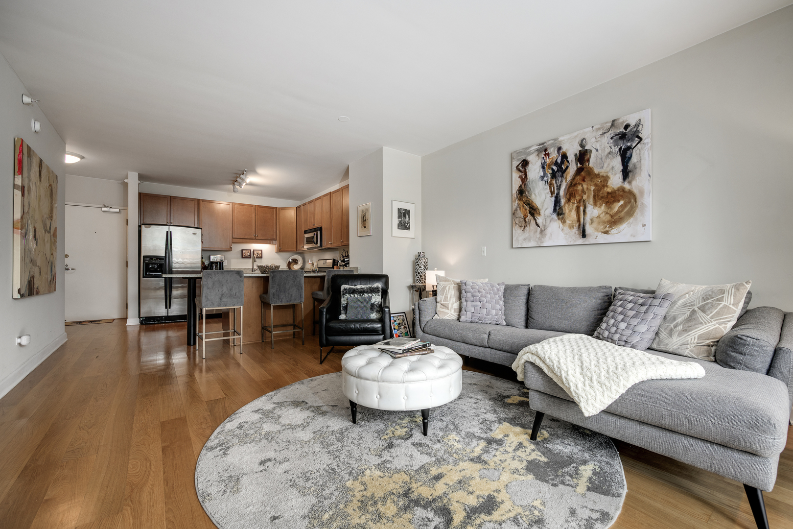 1101 S STATE Street 1101