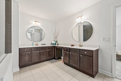 Tiny photo for 1251 W Thomas Road, Wheaton, IL 60187 (MLS # 12626816)