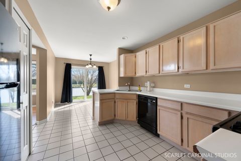 Tiny photo for Roselle, IL 60172 (MLS # 12601654)