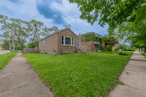 Tiny photo for 14301 S EDBROOKE Avenue, Riverdale, IL 60827 (MLS # 12638586)
