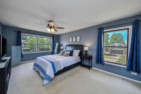 Tiny photo for 297 Springbrook Lane, Carol Stream, IL 60188 (MLS # 12674387)