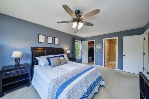 Tiny photo for 297 Springbrook Lane, Carol Stream, IL 60188 (MLS # 12674387)
