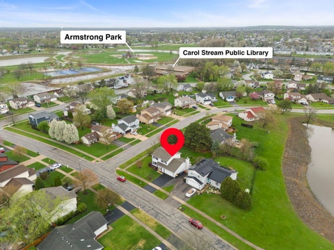 Tiny photo for 297 Springbrook Lane, Carol Stream, IL 60188 (MLS # 12674387)