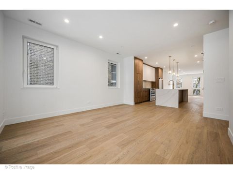 Tiny photo for 1124 W Addison Street #2, Chicago, IL 60613 (MLS # 12588830)