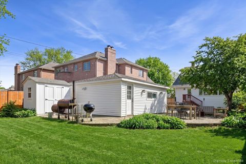 Tiny photo for 275 W North Avenue, Elmhurst, IL 60126 (MLS # 12623649)
