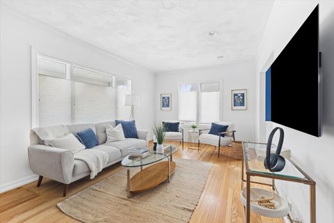 Tiny photo for 275 W North Avenue, Elmhurst, IL 60126 (MLS # 12623649)