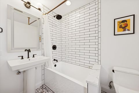 Tiny photo for 275 W North Avenue, Elmhurst, IL 60126 (MLS # 12623649)