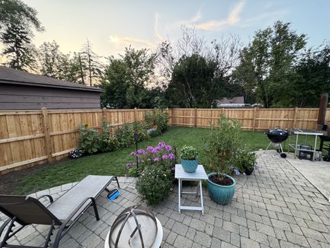 Tiny photo for 275 W North Avenue, Elmhurst, IL 60126 (MLS # 12623649)